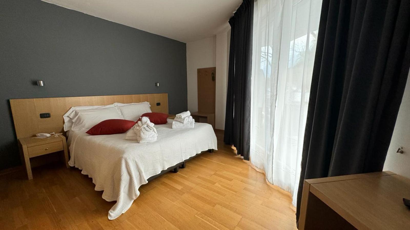 Hotel Oasi Wellness & Spa Ρίβα ντελ Γκάρντα Εξωτερικό φωτογραφία
