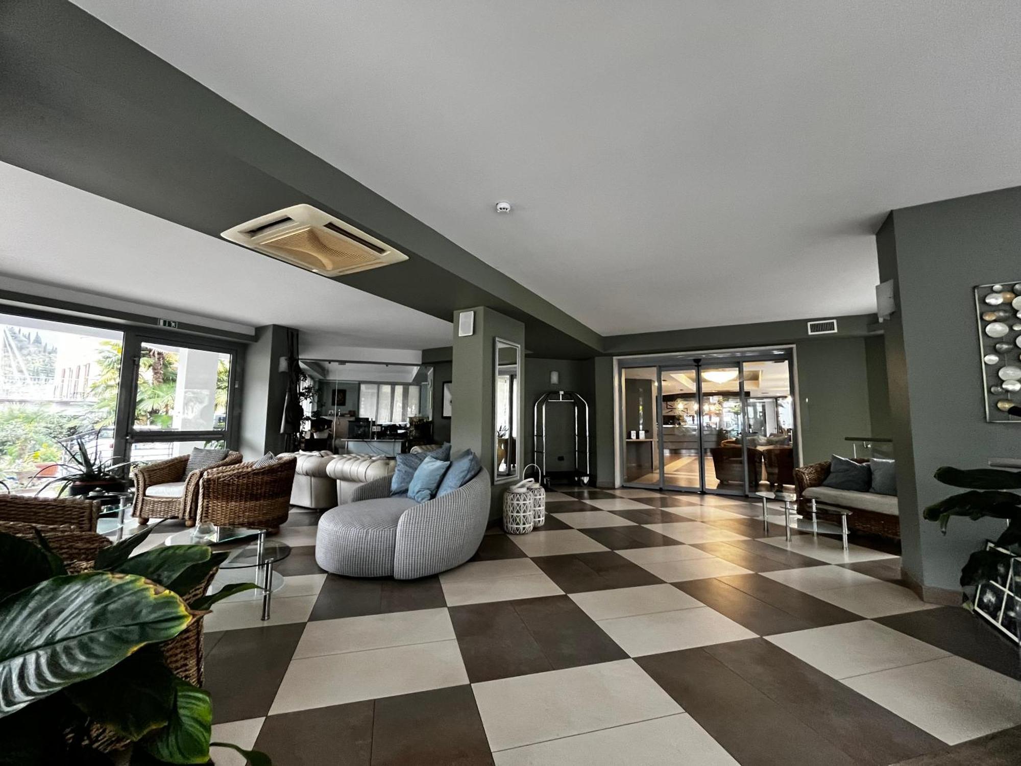 Hotel Oasi Wellness & Spa Ρίβα ντελ Γκάρντα Εξωτερικό φωτογραφία