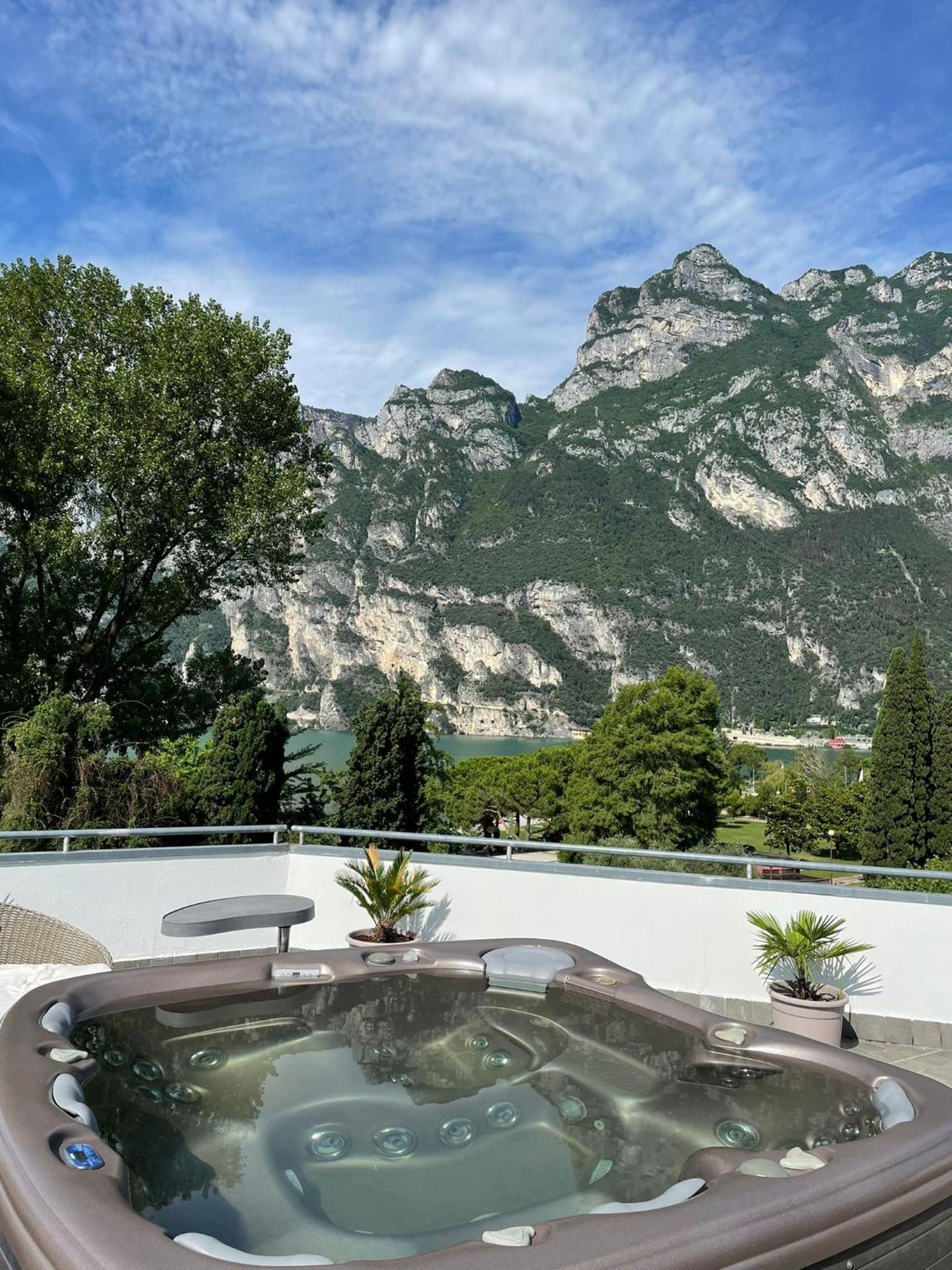 Hotel Oasi Wellness & Spa Ρίβα ντελ Γκάρντα Εξωτερικό φωτογραφία