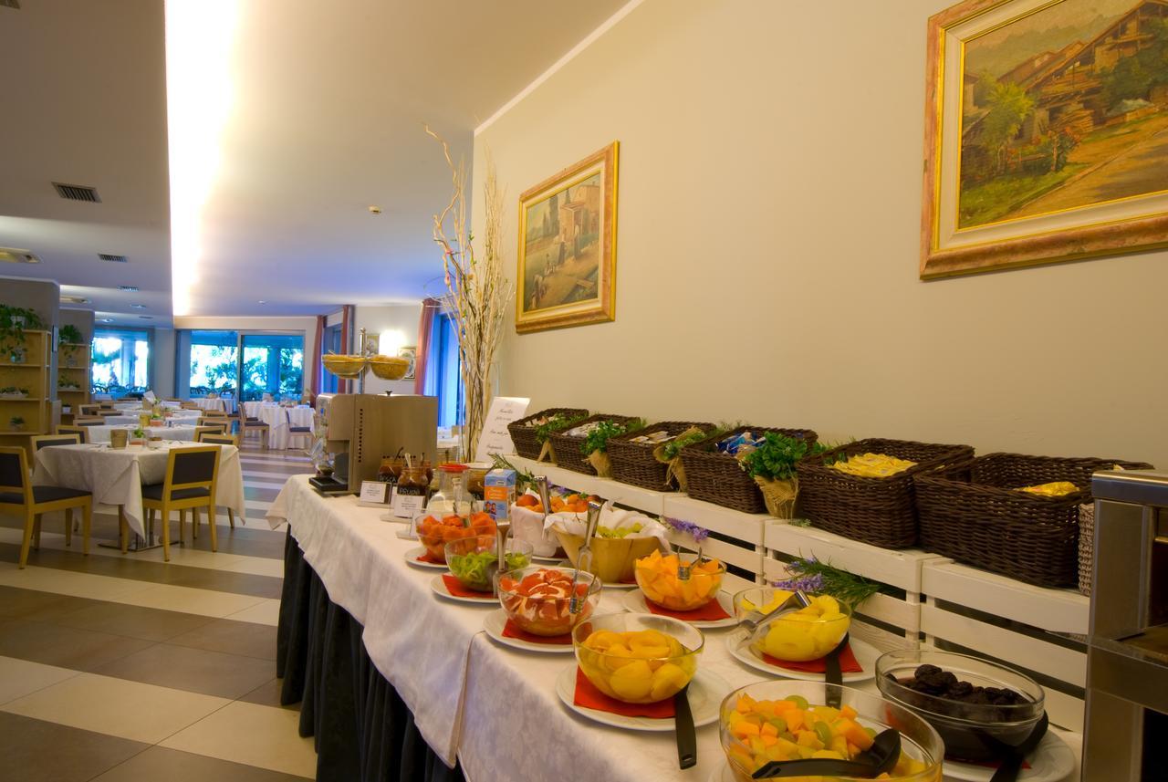 Hotel Oasi Wellness & Spa Ρίβα ντελ Γκάρντα Εξωτερικό φωτογραφία